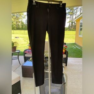 Black Skinny Jeggings